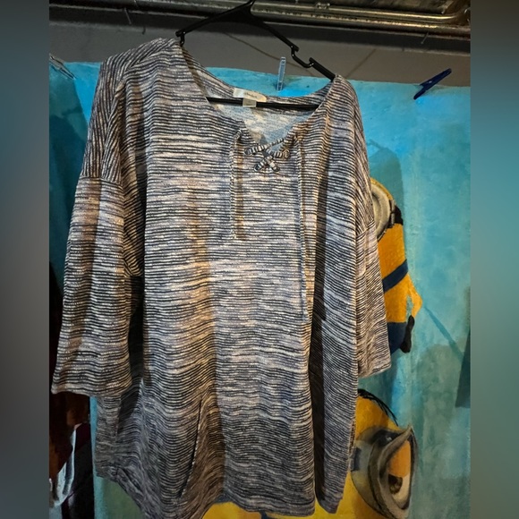 CJ Banks women’s blouse - Picture 2 of 4